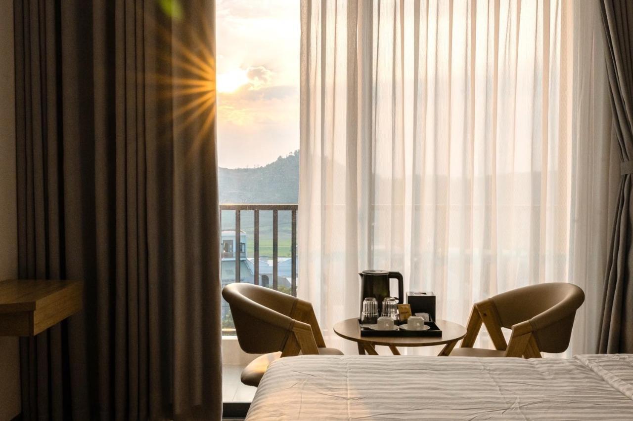 Diora Hotel Pleiku By Hos Kültér fotó