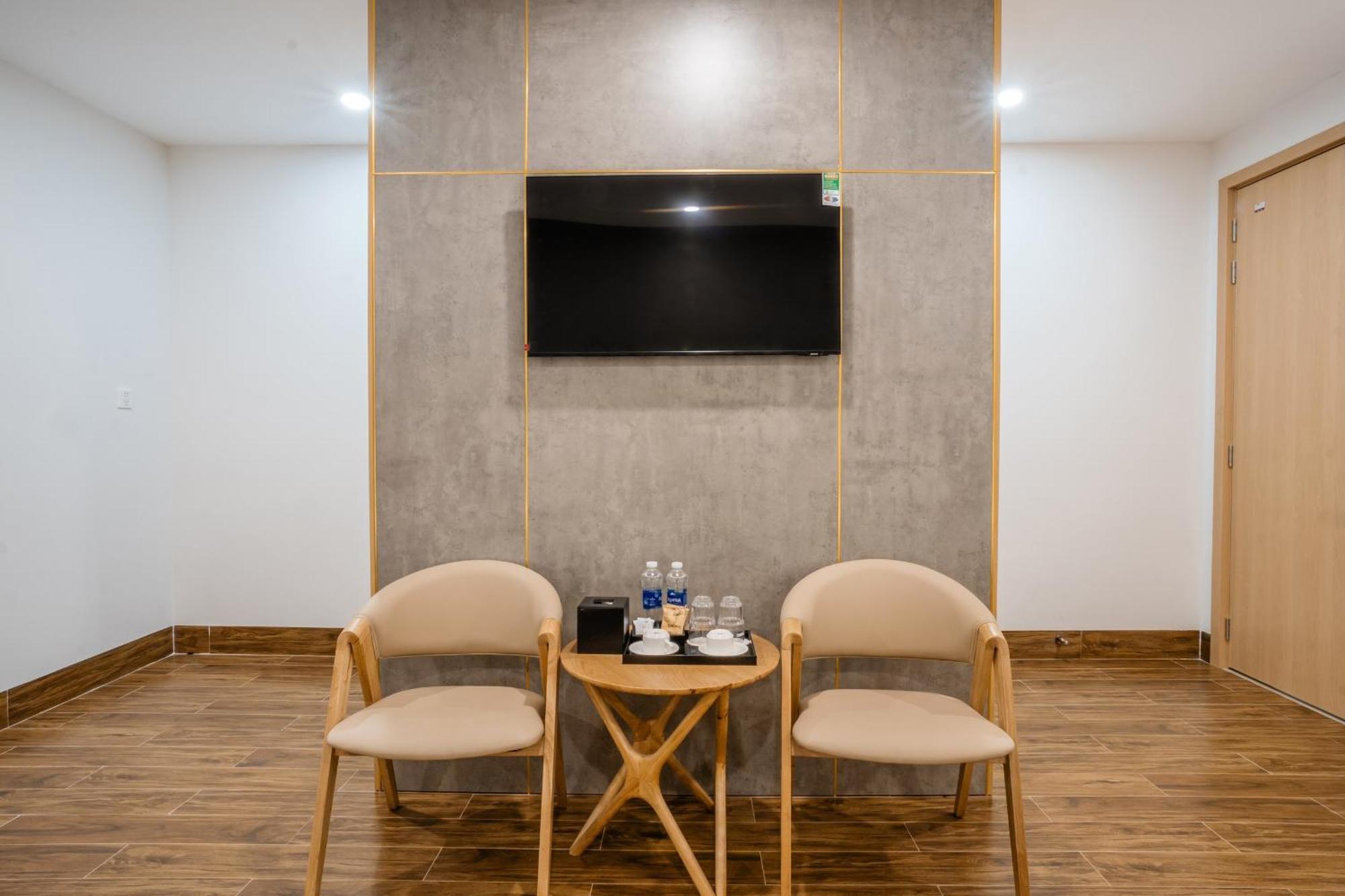 Diora Hotel Pleiku By Hos Kültér fotó