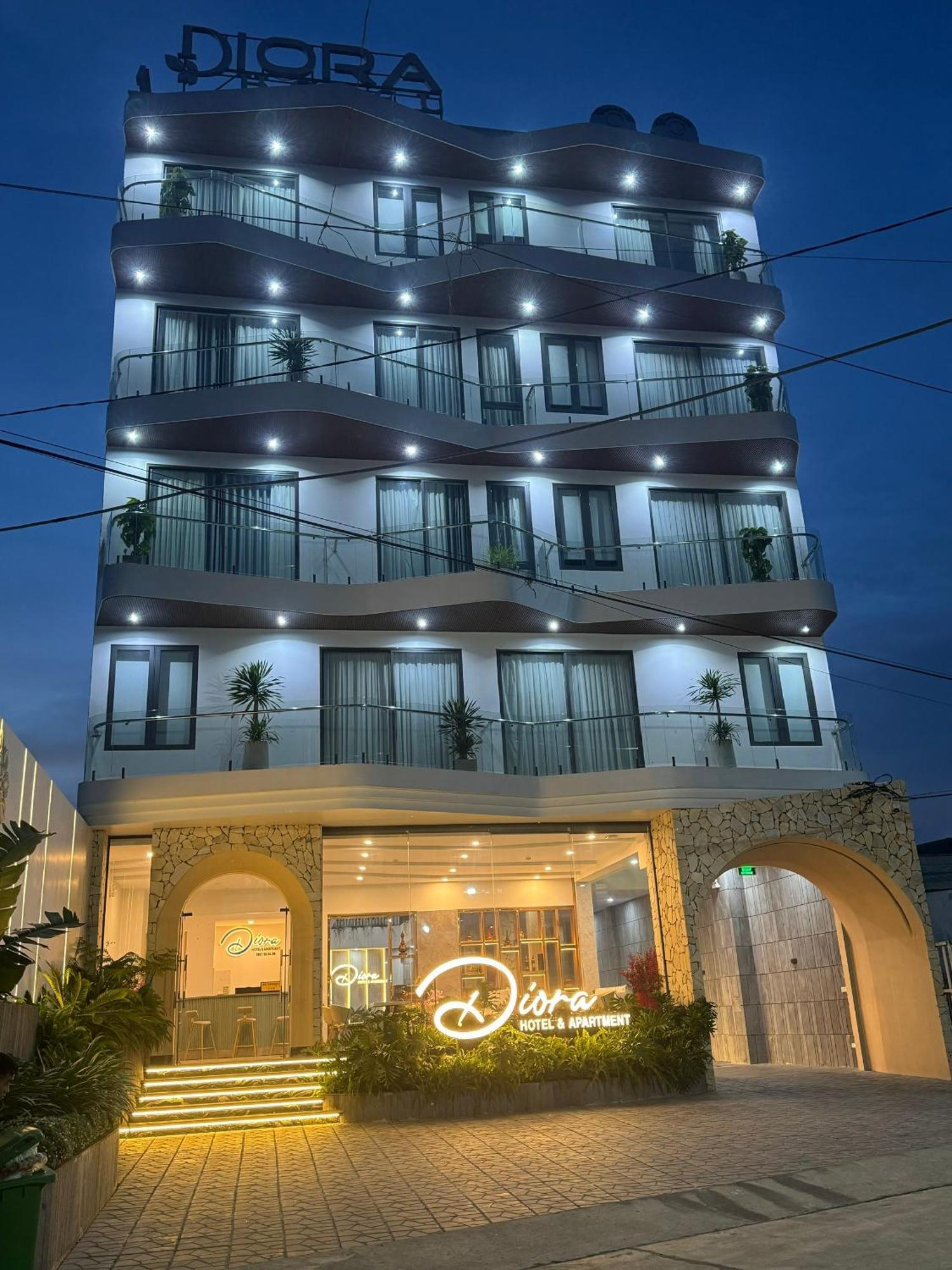 Diora Hotel Pleiku By Hos Kültér fotó