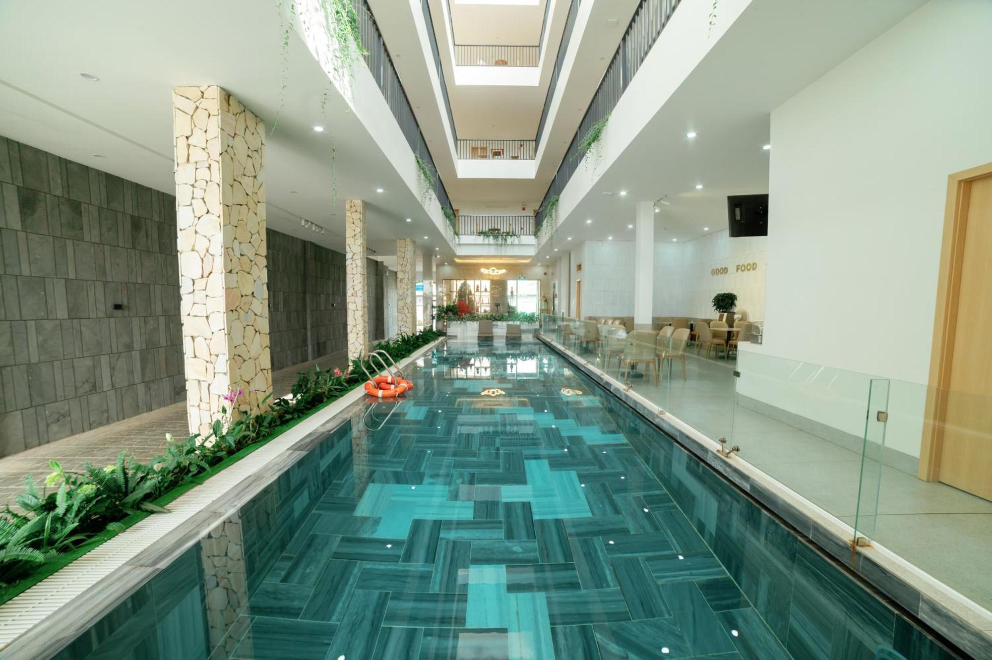 Diora Hotel Pleiku By Hos Kültér fotó